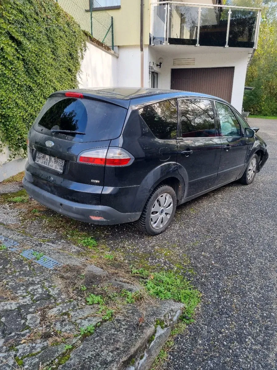 Ford S-Max 2008 photo 2
