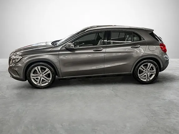 Mercedes-Benz Gla200 2015 photo 2