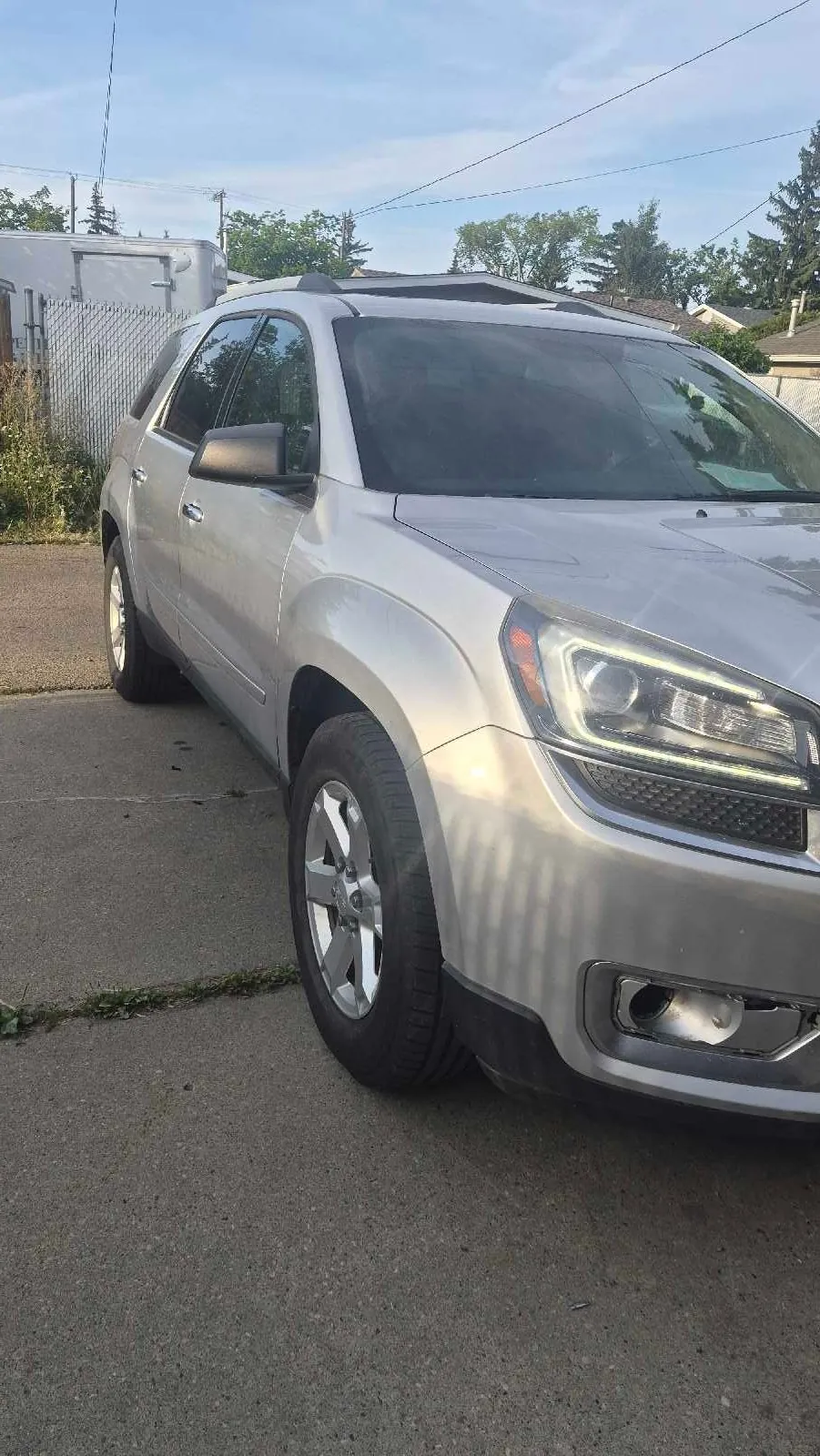 GMC Acadia 2014 photo 2