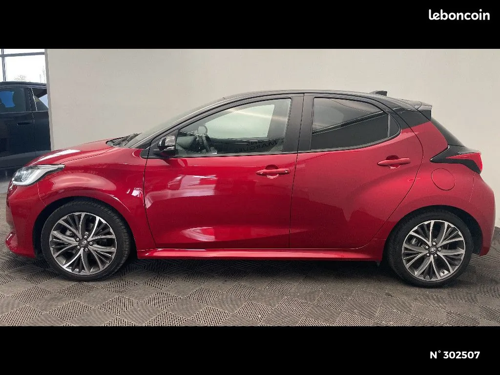 Toyota Yaris 2024 photo 2
