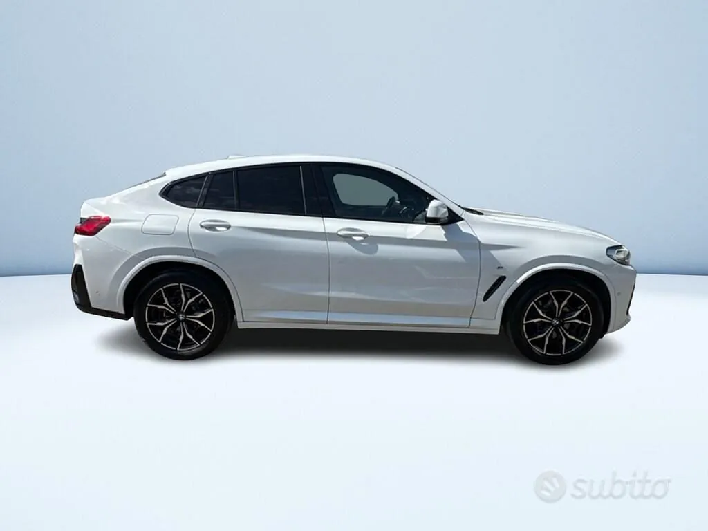 BMW X4 2022 photo 4