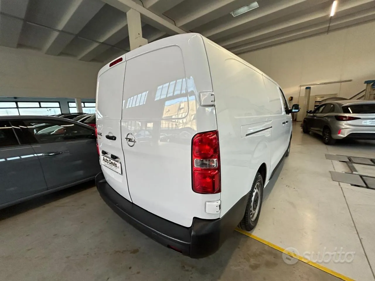 Opel Vivaro 2023 photo 4