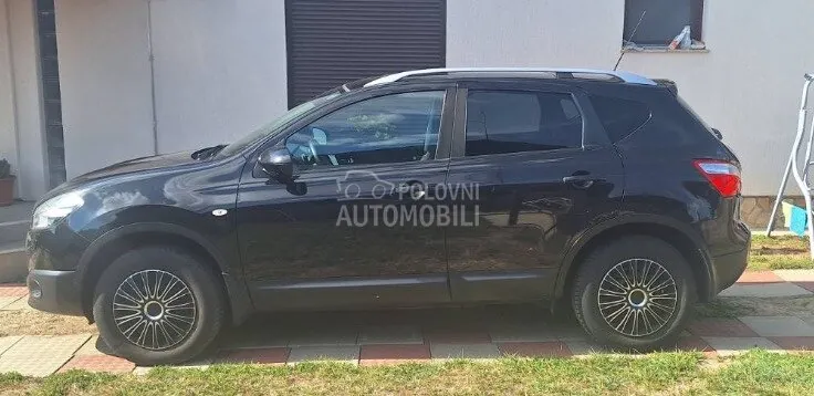 Nissan Qashqai 2010 photo 3