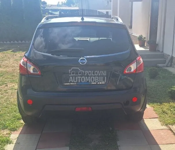 Nissan Qashqai 2010 photo 5