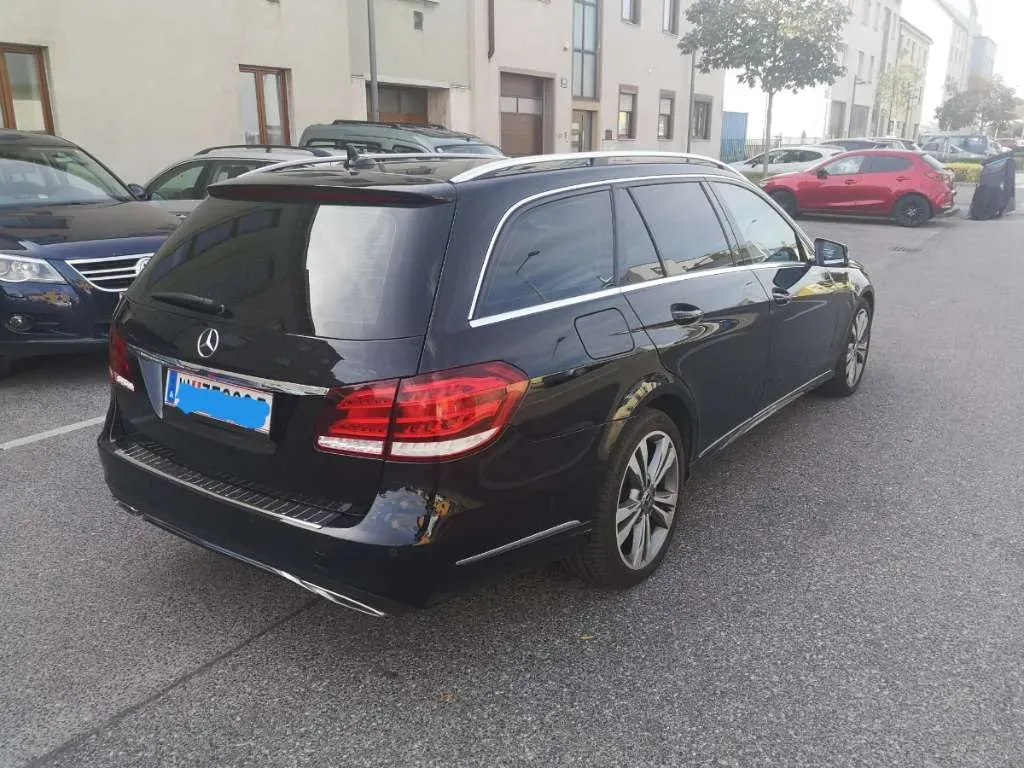 Mercedes-Benz E-Class 2013 photo 3
