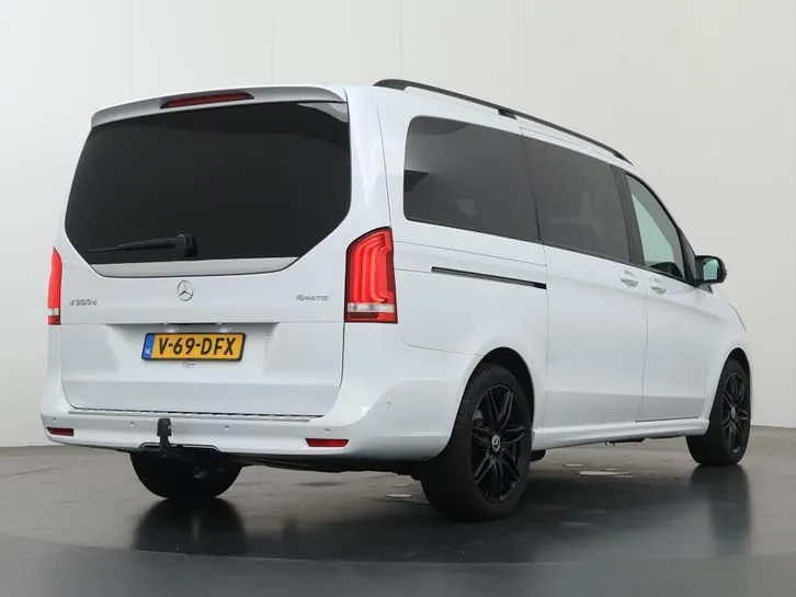 Mercedes-Benz V-Class 2021 photo 2