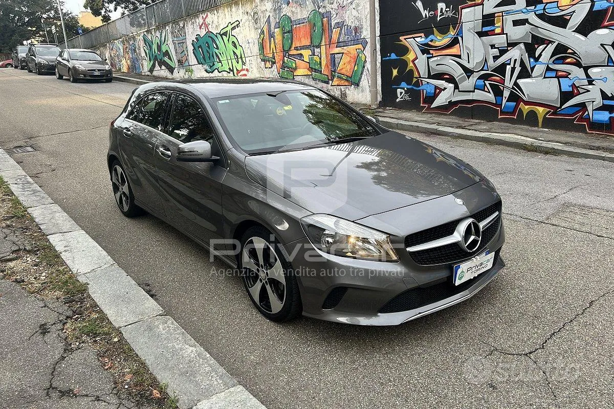 Mercedes-Benz A 180 Sport 2016 photo 3