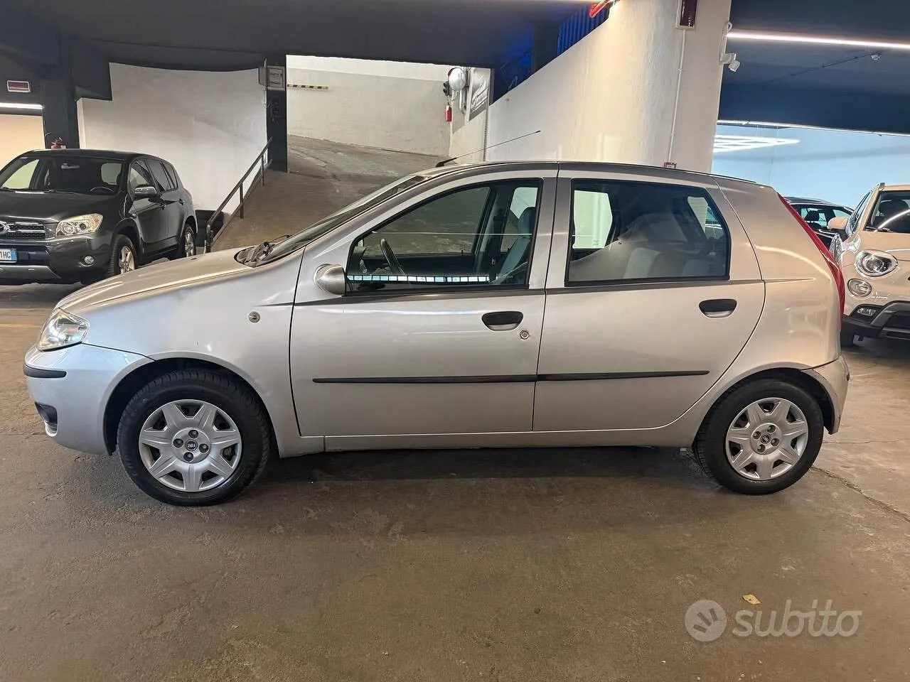 Fiat Punto 2006 photo 2