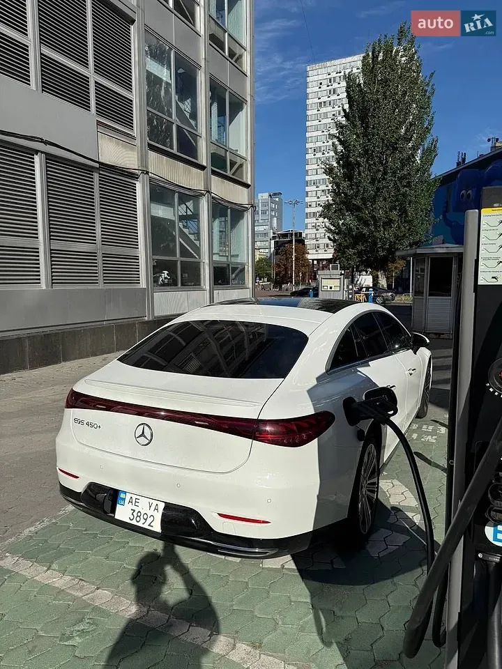 Mercedes-Benz Eqs 2022 photo 4