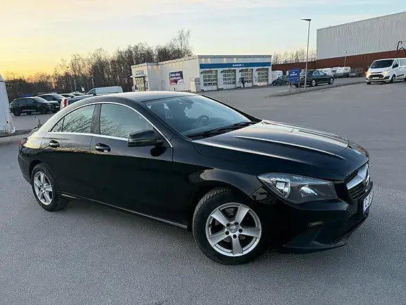 Mercedes-Benz Cla220