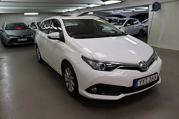 Toyota Auris 2017 photo 5