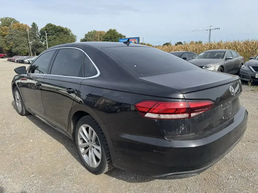 Volkswagen Passat 2021 photo 5