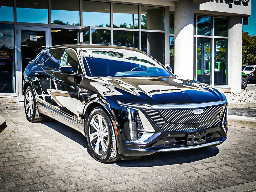 Cadillac Lyriq 2024 photo 2
