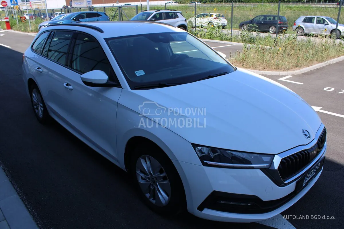 Skoda Octavia 2023 photo 3