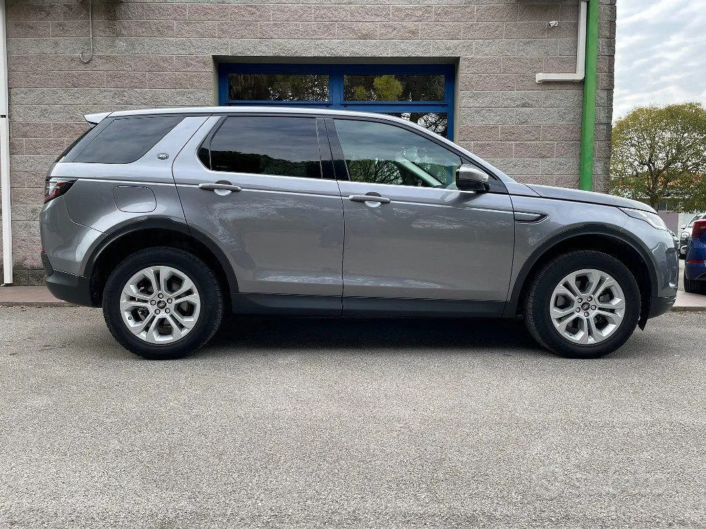 Land Rover Discovery Sport 2020 photo 3