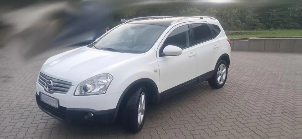 Nissan Qashqai+2