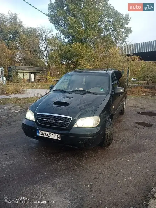 Kia Carnival 2005 photo 2