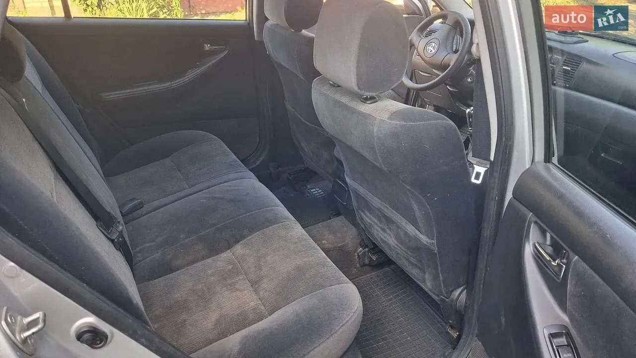 Toyota Corolla 2004 photo 5
