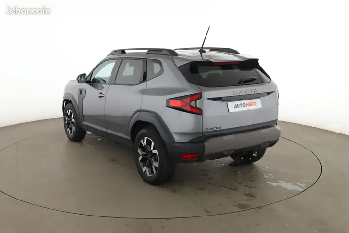 Dacia Duster 2025 photo 2