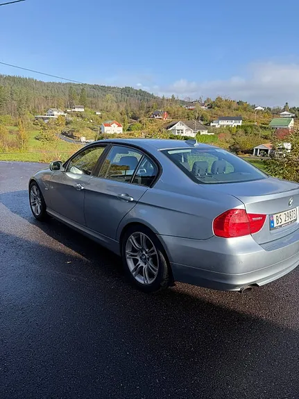 BMW 316D 2010 photo 5
