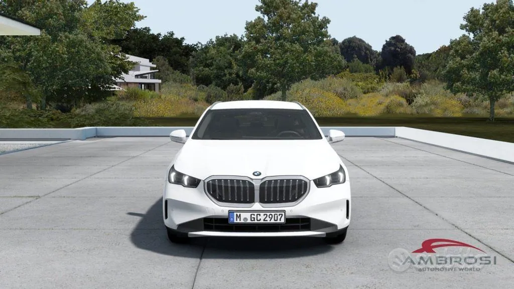 BMW 5 Series 2026 photo 4