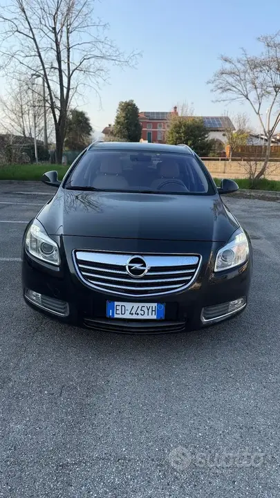 Opel Insignia 2010 photo 2