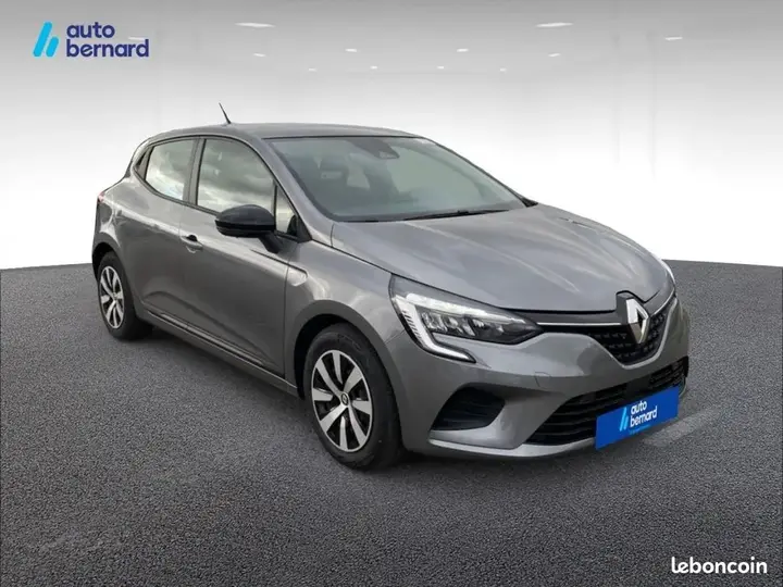 Renault Clio 2023 photo 3