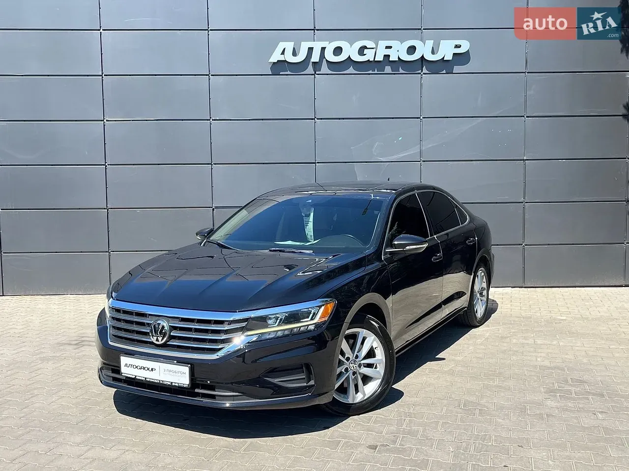 Volkswagen Passat 2021 photo 2