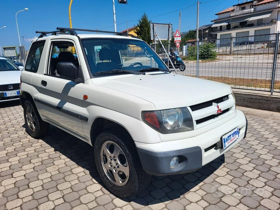 Mitsubishi Pajero Pinin 2000 photo 5