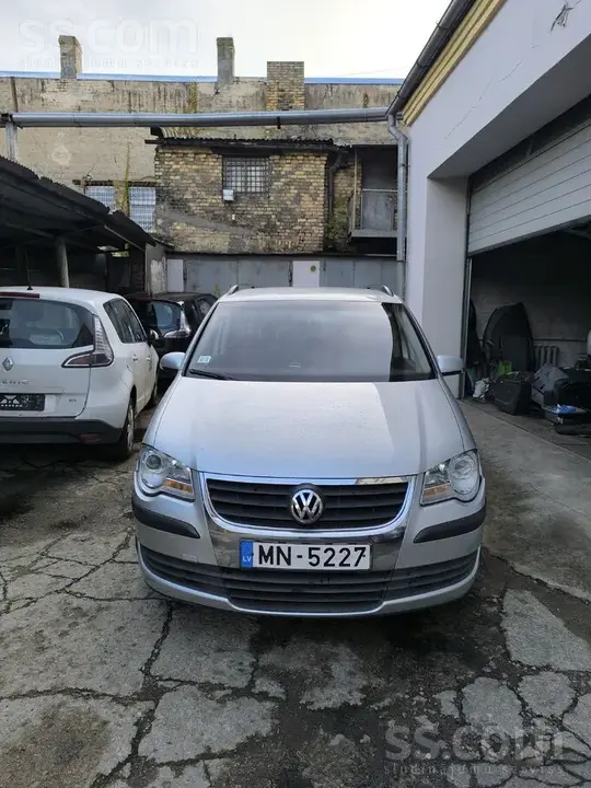 Volkswagen Touran