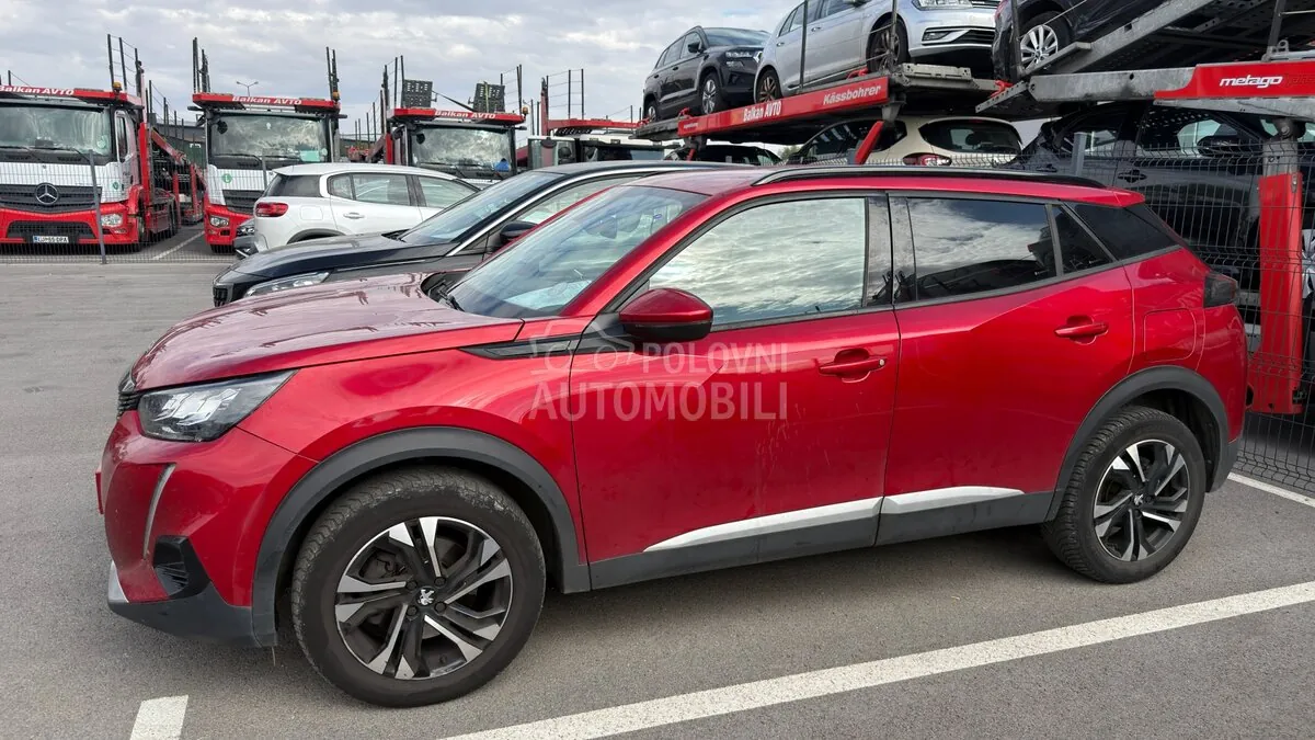 Peugeot 2008 2021 photo 4