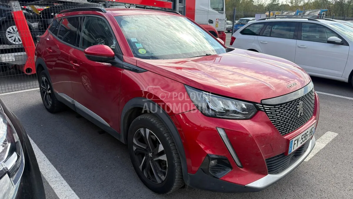 Peugeot 2008 2021 photo 3
