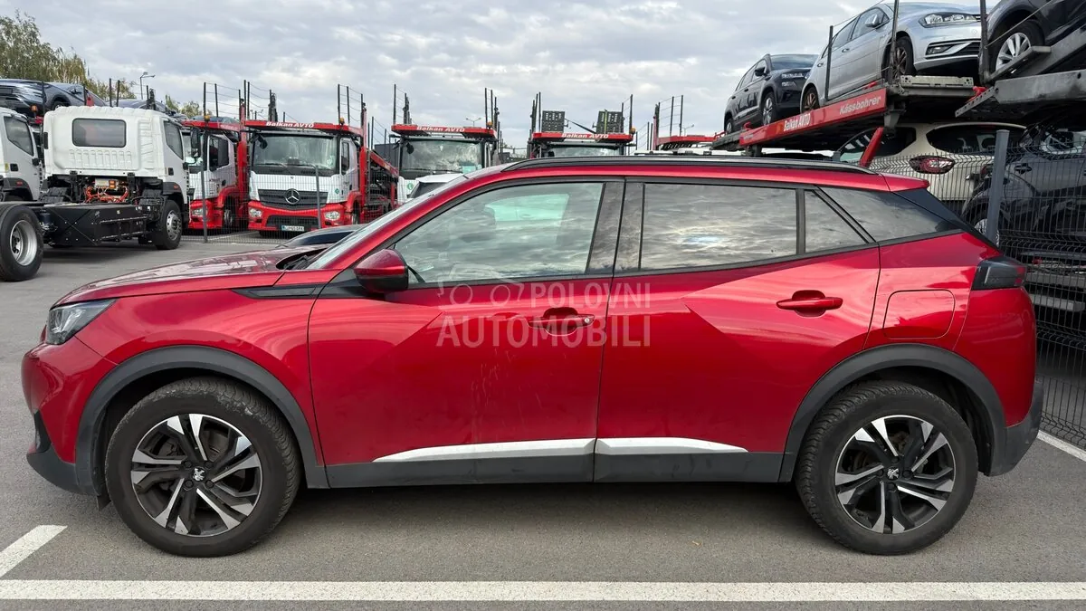 Peugeot 2008 2021 photo 5