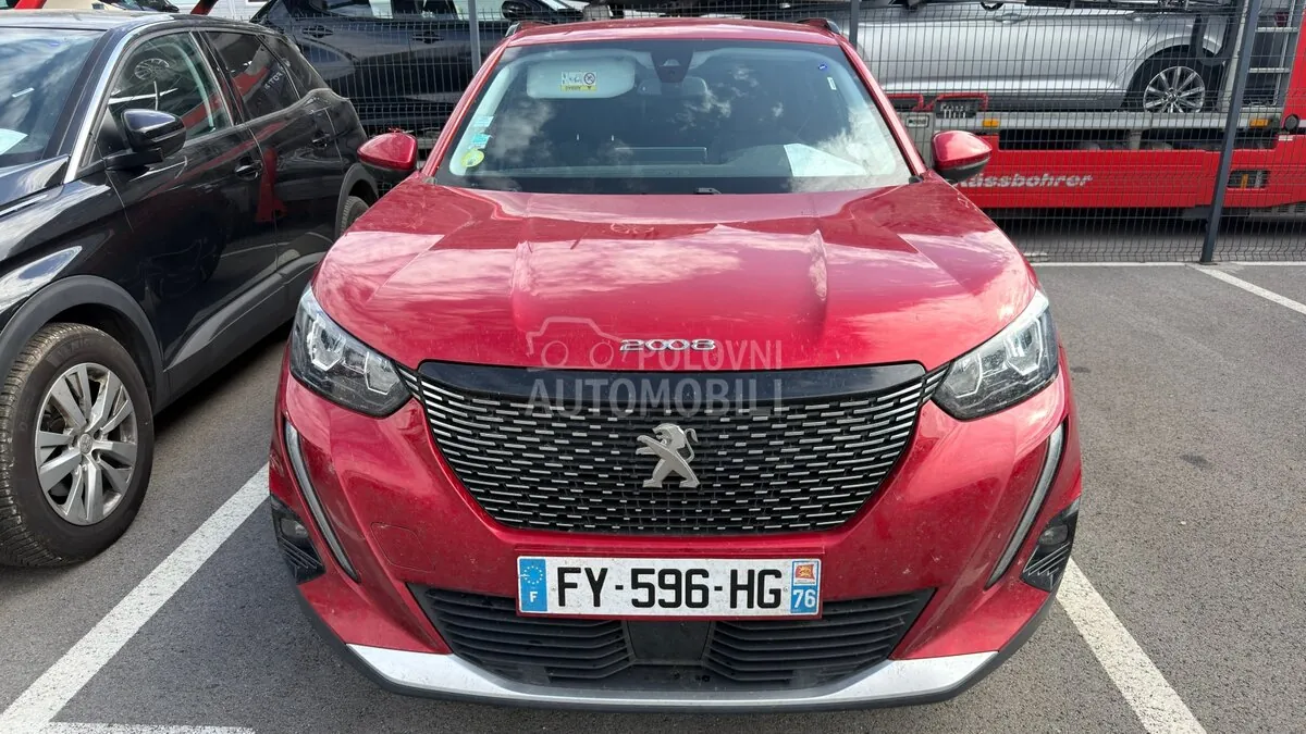 Peugeot 2008 2021 photo 2