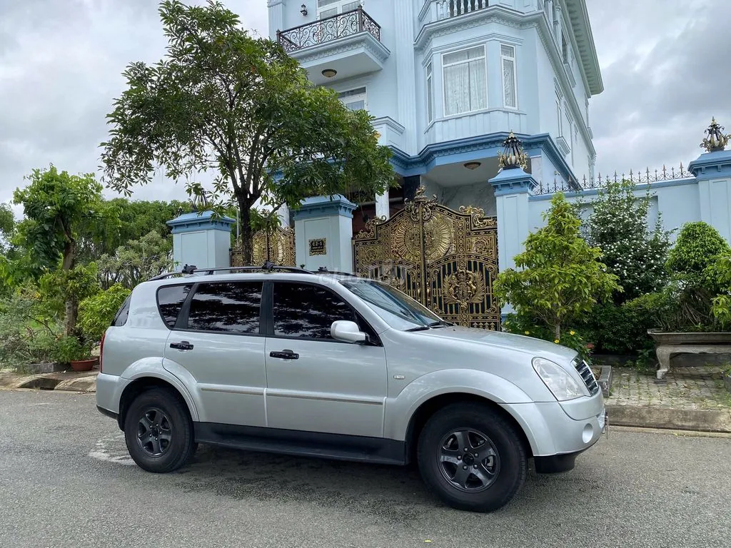 KG Mobility Rexton 2009 photo 3