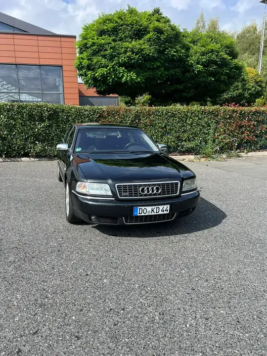 Audi A8 2002 photo 2