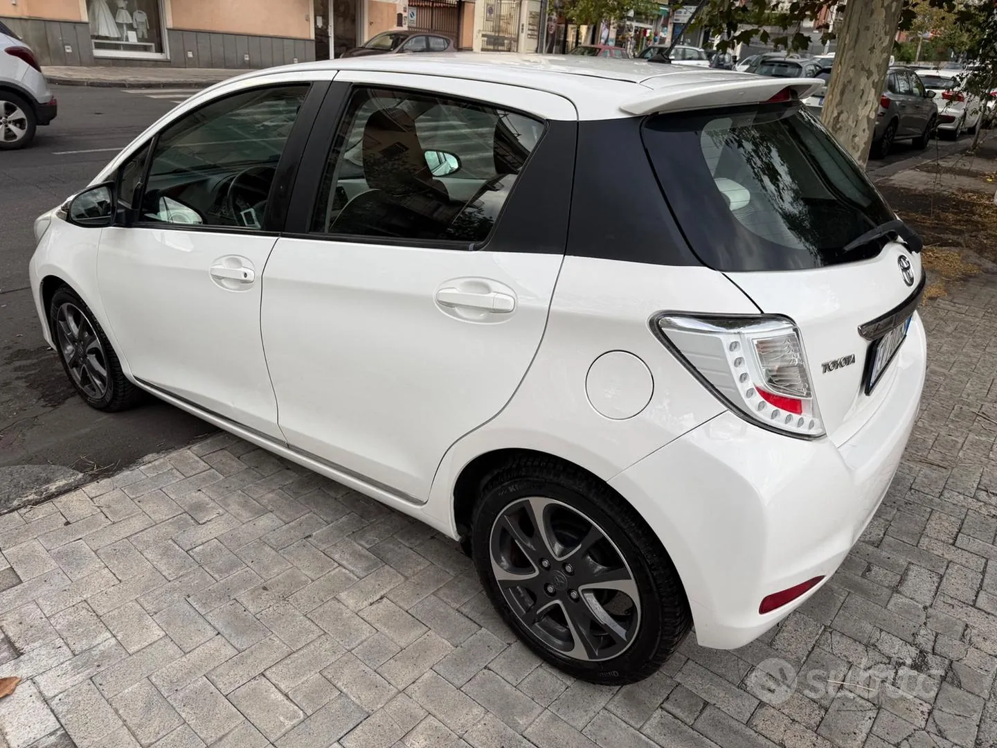 Toyota Yaris 2014 photo 4