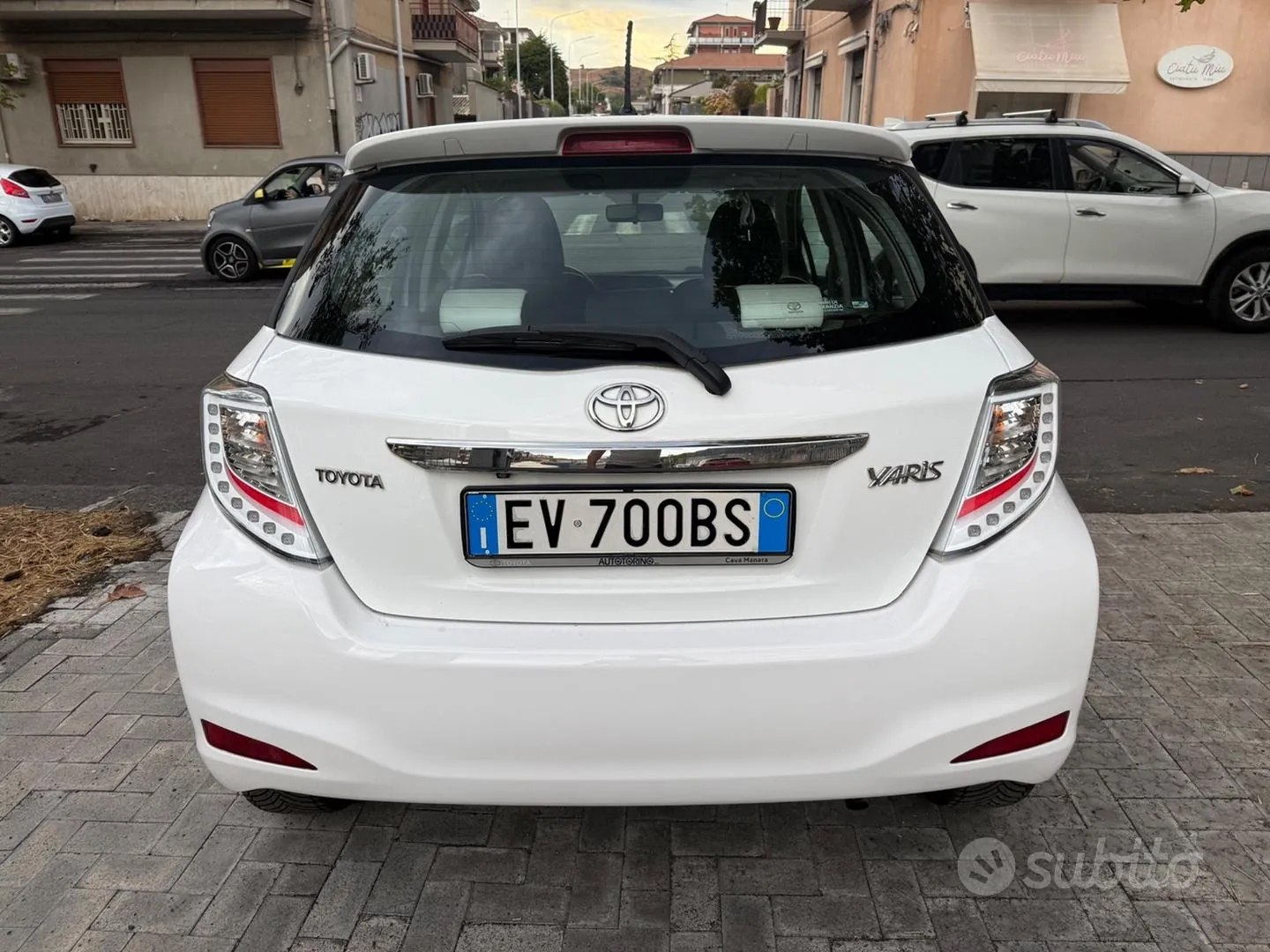 Toyota Yaris 2014 photo 5
