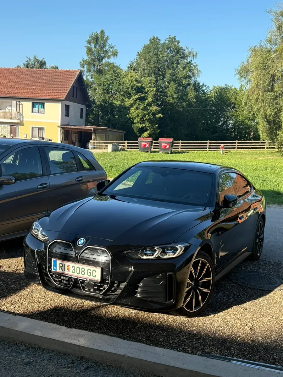 BMW I4