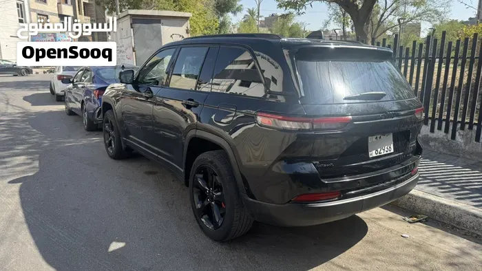 Jeep Grand Cherokee 2023 photo 4
