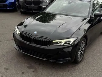 BMW 3 Series 2022 photo 2