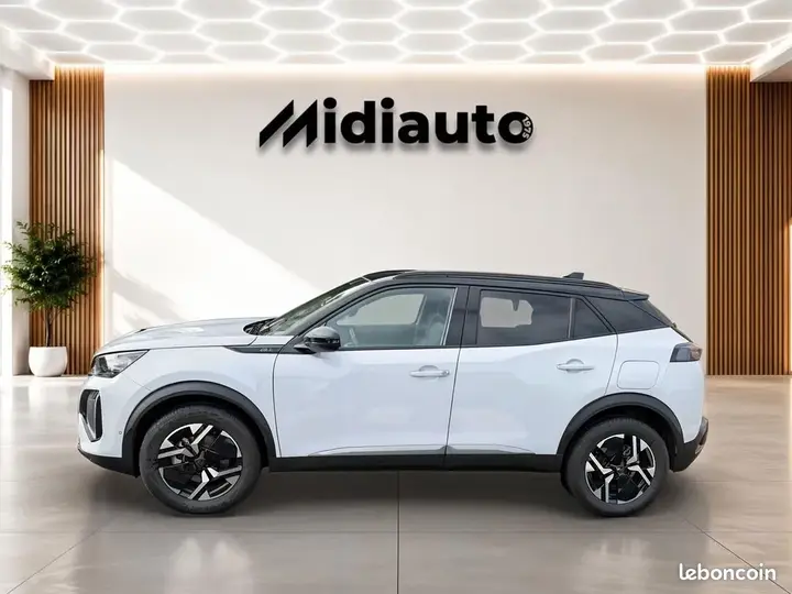 Peugeot 2008 2025 photo 2
