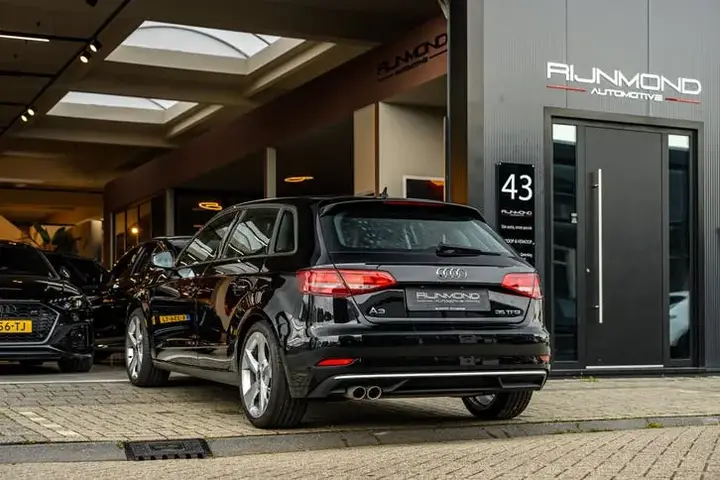 Audi A3 2018 photo 3