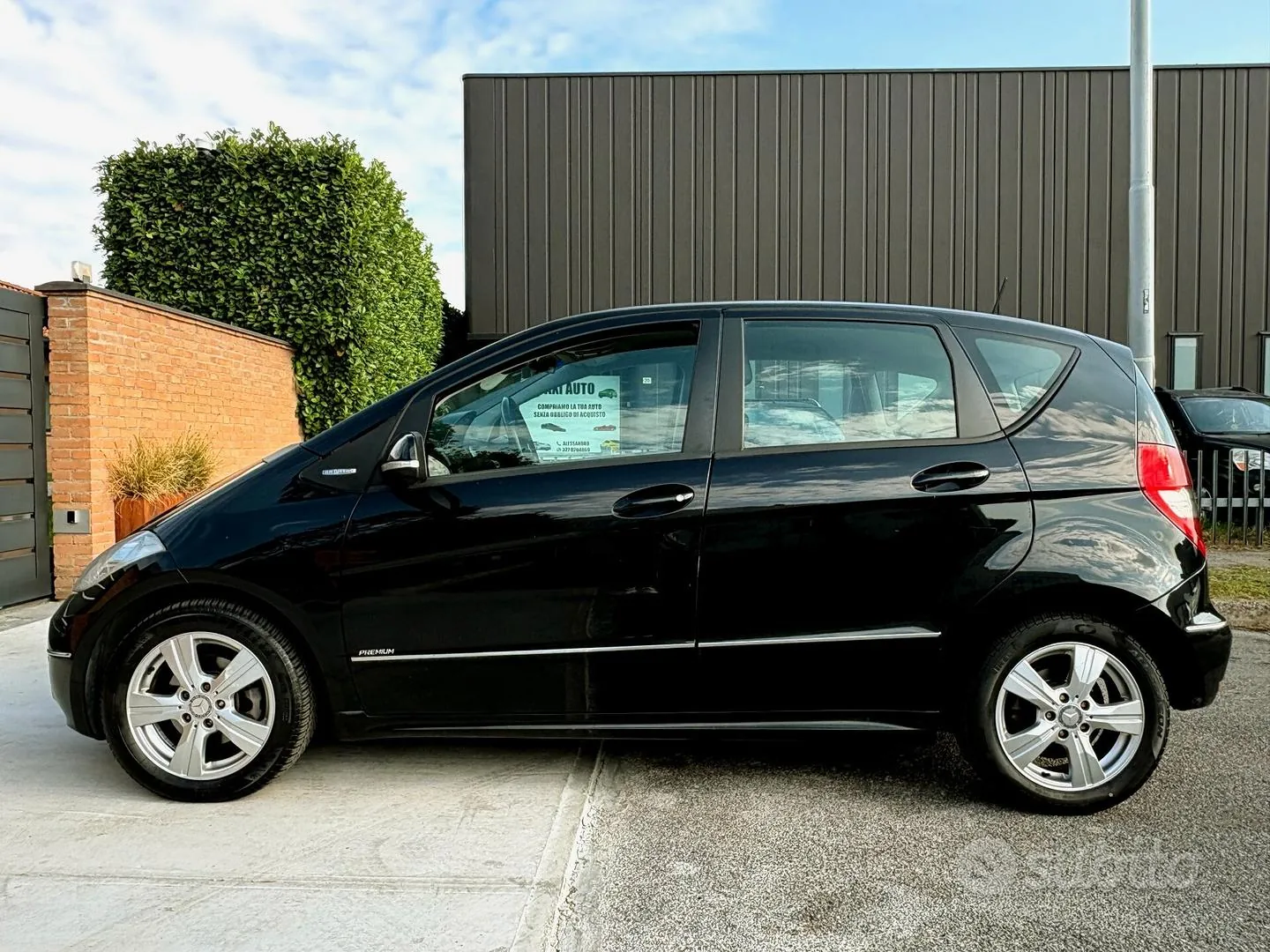 Mercedes-Benz A 180 2010 photo 5