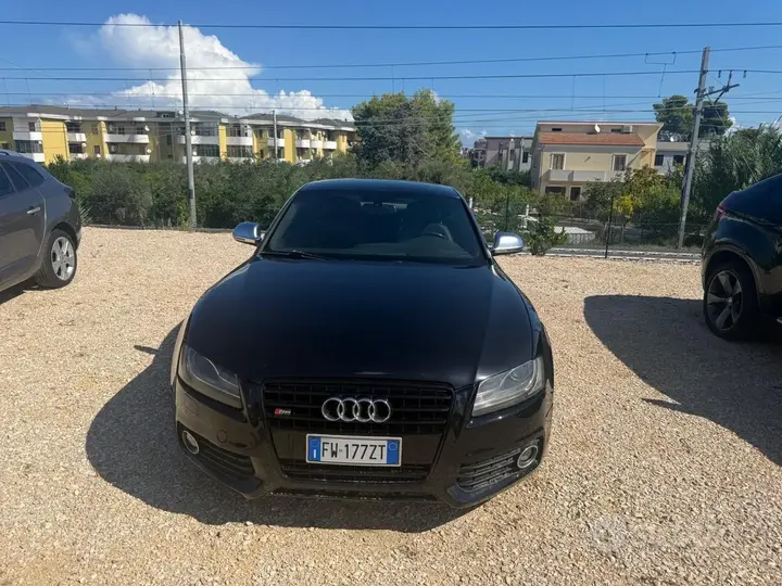 Audi A5 2009 photo 2
