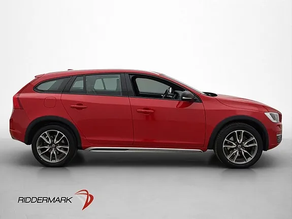 Volvo V60 Cross Country 2018 photo 4