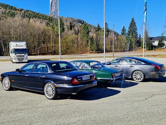 Jaguar Xj8 2004 photo 4