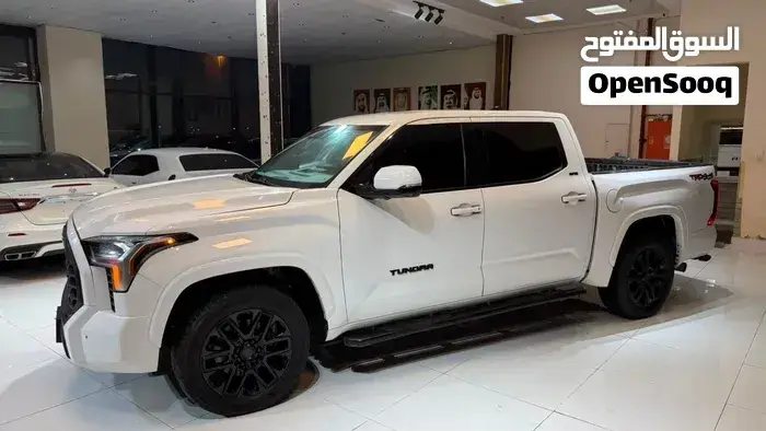 Toyota Tundra 2022 photo 2