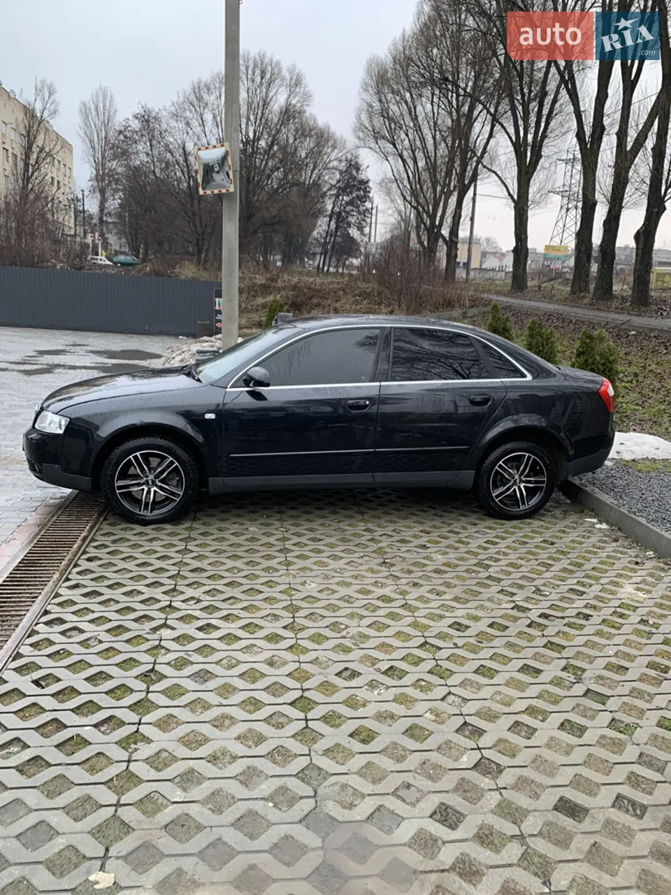 Audi A4 2003 photo 4