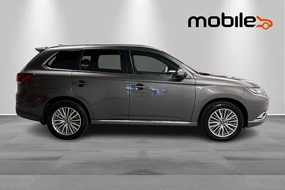 Mitsubishi Outlander 2020 photo 2